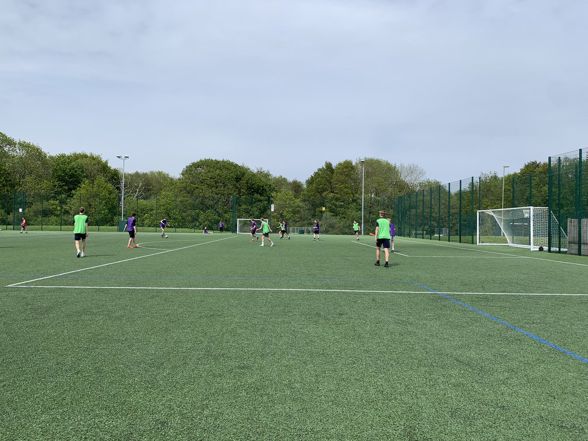 HWFCAcademyHSDC's tweet photo. 📸| Few more images from this afternoon. #Be_hsdc #COYH https://t.co/EwiOUGJ4TB