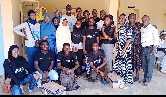 Thanks to the principal and teachers of UDUMSS for giving us the opportunity to make impact.
Special thanks to JCIN members,friends and family who donated to the success of the project virtually, physically and financially.
We really appreciate your support. #MenstrualHygieneDay
