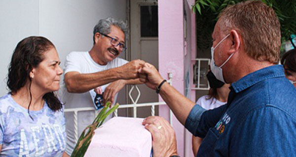 LosPoliticosVer's tweet photo. CONFIANZA Y VOTO
Es eso lo que les pide Paco Gutiérrez de Velasco a los jarochos... no les va a fallar!
https://t.co/4jsEIBo3Tx
@PacoGutierrezD1 @CDEPANVeracruz https://t.co/e2tp5ZwcjB