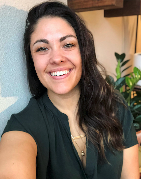DMGMarketers's tweet photo. Listen in on what it’s like behind the scenes in the radio and music industry on DMG’s Bootstraps &amp; Business: https://t.co/JKuyw2U23T. Our host, Savannah Jones talks with Annie Brooks, Record Promoter at @TripleTigers. #DMGPodcast #marketingpodcast #podcast https://t.co/dMVoBY0Rty