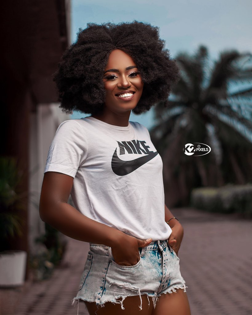 Dwell on the beauty of life.
Photography <a href="/k2pixels/">K2pixels</a> 
Muse @iam_solitaire 
Make up <a href="/edds_elegance/">Edd’s Elegance</a> 

#k2pixels #creativity, #neewer #sexy #godox #colors #props  #life, #saturation #vibrance #beauty #self #hss #portaitimage #photoeveryday #nikon #ghphotos  #beautiful #Ghana