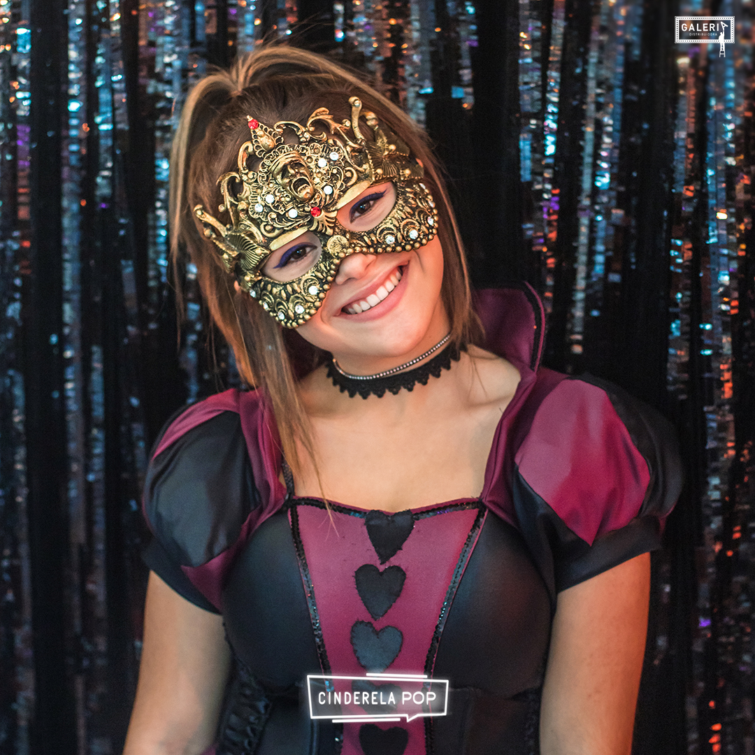 galeriaestudio_'s tweet photo. Recentemente nossa Cinderela POP @maisa completou 19 anos ❤️
Segue um tweet de apreciação para vocês morrerem de amores comigo! 

#Maisa #CinderelaPOP #CinemaNacional #Entretenimento #Teen #Cinema #DJ https://t.co/aBUFBIqCX6