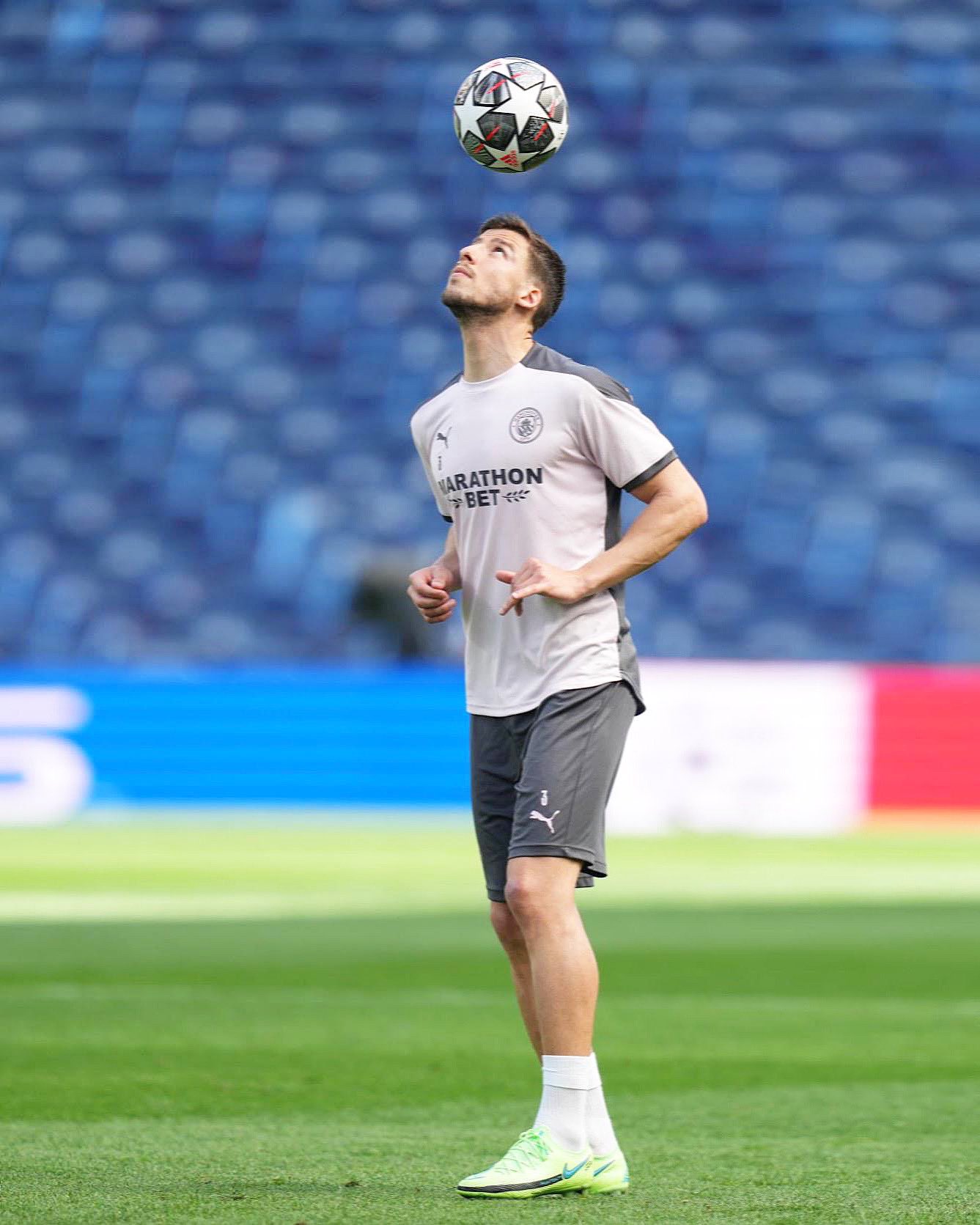 E2foMKUWUBclUZF?format=jpg&name=large