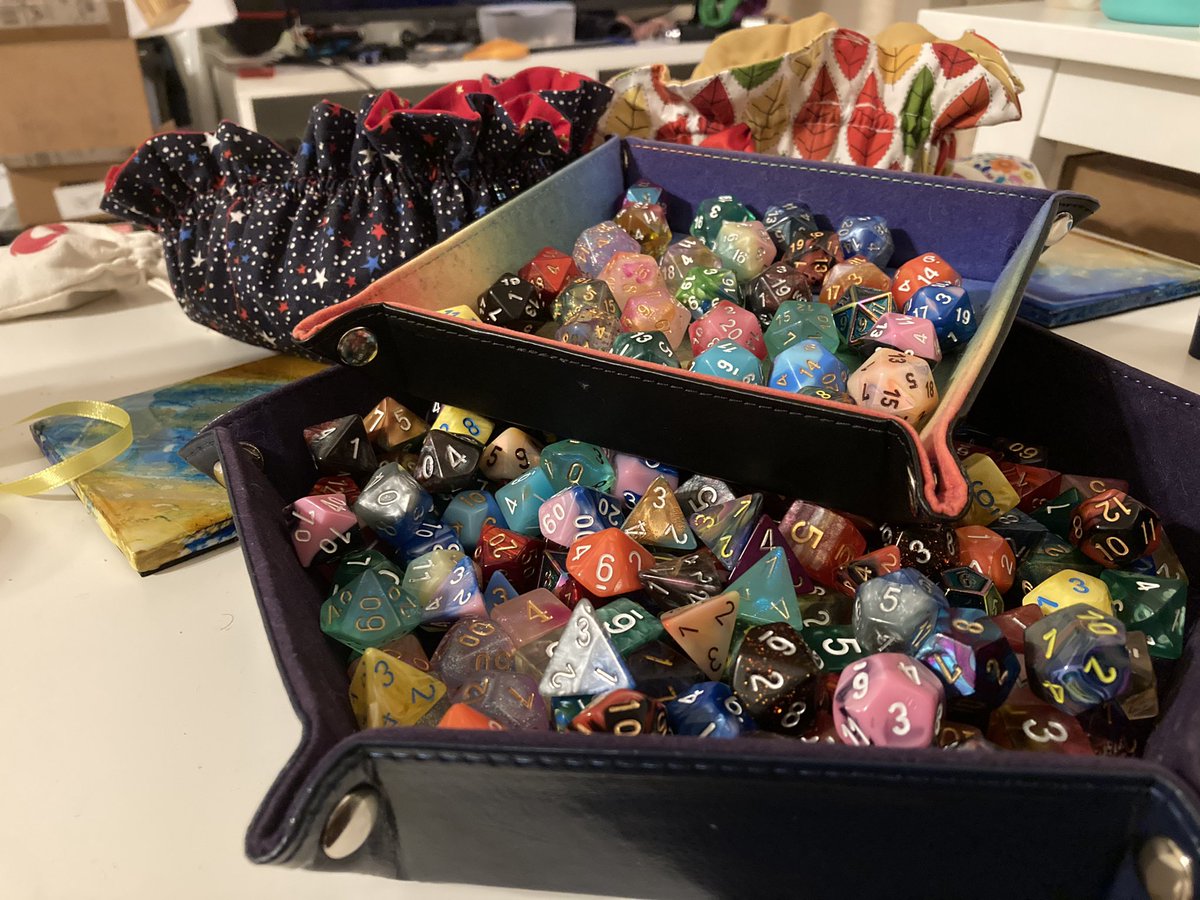 MythologueDnD's tweet photo. Help I need more endorphins #dnd5e #dice https://t.co/LB9YYOkIID