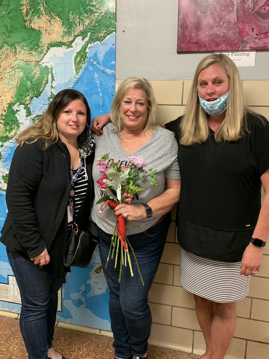 Mrs. Katie Rumbarger tweet media