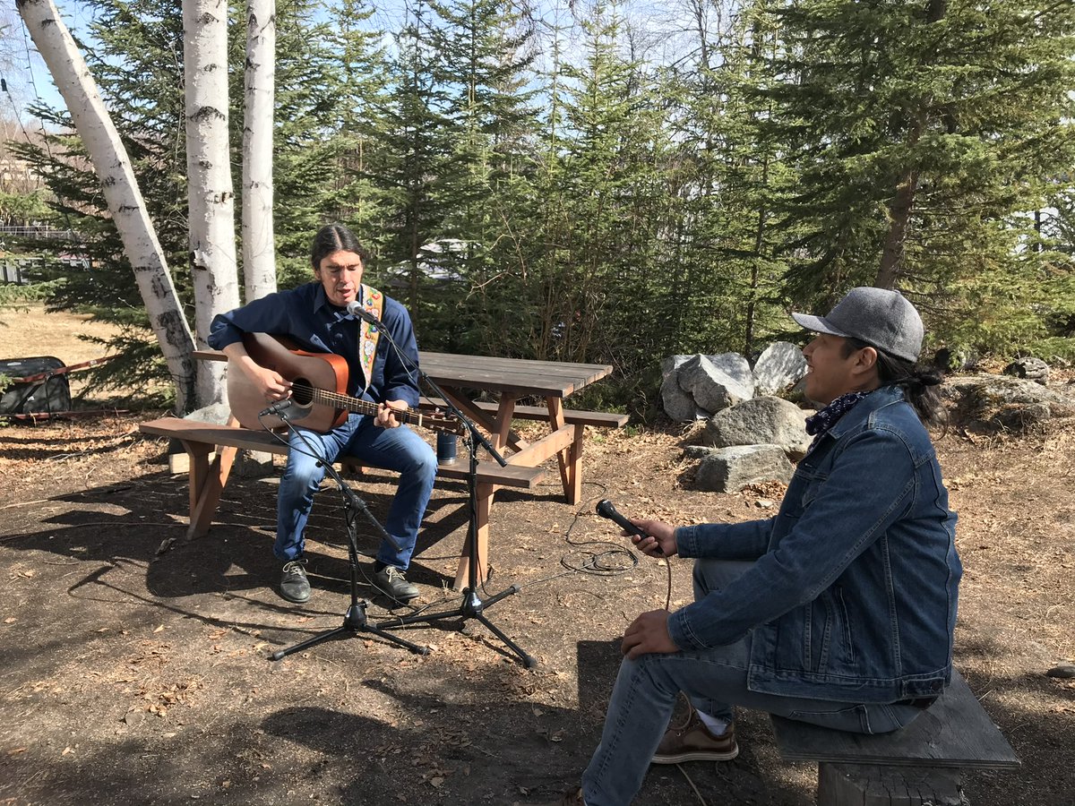 LawrenceNayally's tweet image. Live music for Trails End, hell ya! Mahsi cho to Jay Gilday for sharing his gift of music with us 🙏🏽