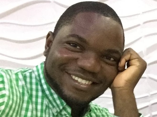 BooksofRecordNG's tweet photo. A Nigerian Robotics Engineer, Dr. Olusola Ayoola, has developed Carbon Emission Tracker (CET) Drone for aerial surveillance in detecting hideouts of criminals within caves and forest areas.
He's the founder of Robotic and Artificial Intelligence Nigeria
#Nigerianbooksofrecord https://t.co/omvqo9w4sd