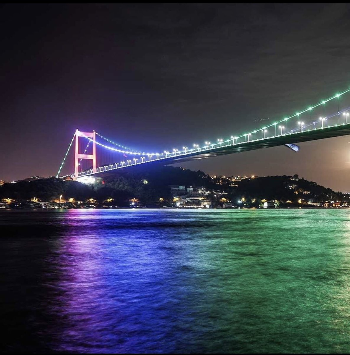 erezyn35's tweet photo. Bağımsızlık günün kutlu olsun Can Azerbaycan https://t.co/tlXkkHAfmB