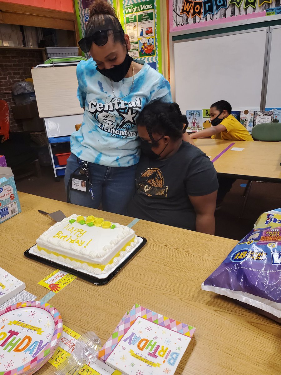 schafferrrr's tweet photo. Time to blow us out!

We had a double treat today as the earned their pizza party by hitting 1000 dojo points and a special treat for our Jamerah's birthday

Have a great break, see you Tuesday!

@asdcentral 
#centralproud 
#ASDCommittedToExcellence https://t.co/cU2mVcIosY