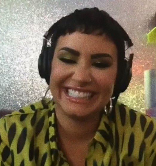 isparklelovato's tweet photo. love of my life https://t.co/spXIPLlepB
