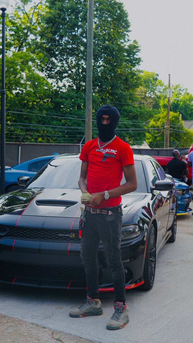 Sjhavinfr's tweet photo. “We get it and stack it up that’s why they mad at us” 🐐💸 https://t.co/HQj6SIQcTg