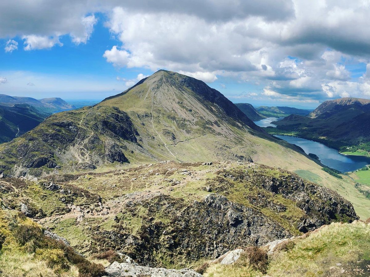 ChloeProc's tweet photo. Quick camping trip in #Buttermere before the chaos of the bank holiday weekend descended. Knocked off #Haystacks #HighCrag #HighStile and #RedPike yesterday in the cracking sun with views up to #Scotland 😍 #GetOutside #LakeDistrict #Cumbria https://t.co/4MGFplP8qY