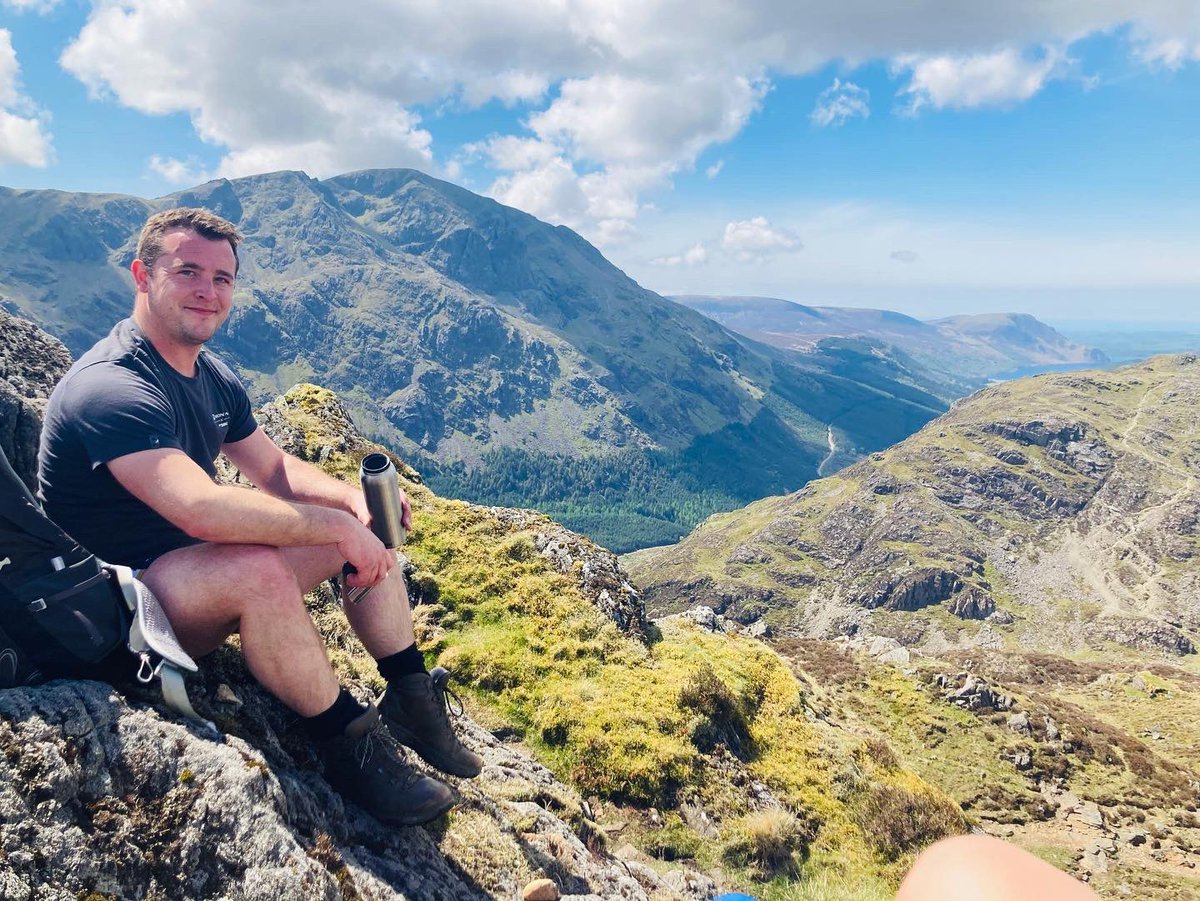 ChloeProc's tweet photo. Quick camping trip in #Buttermere before the chaos of the bank holiday weekend descended. Knocked off #Haystacks #HighCrag #HighStile and #RedPike yesterday in the cracking sun with views up to #Scotland 😍 #GetOutside #LakeDistrict #Cumbria https://t.co/4MGFplP8qY