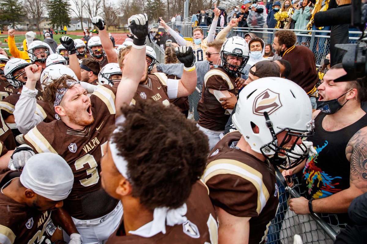 RJ Ghilarducci (@coach_rjg) on Twitter photo Class of 2022, think you can ball at the D1 level? <a href="/valpoufootball/">Valpo Football</a> is the spot!
✅ 2 Conference Players of the Year
✅ 2 All-Americans
✅ FCS Coach of the Year Finalist
Drop that film! Big time offers coming on #MI22INGLINKMondays🔗 👀 Class of 2022, think you can ball at the D1 level? <a href="/valpoufootball/">Valpo Football</a> is the spot!
✅ 2 Conference Players of the Year
✅ 2 All-Americans
✅ FCS Coach of the Year Finalist
Drop that film! Big time offers coming on #MI22INGLINKMondays🔗 👀