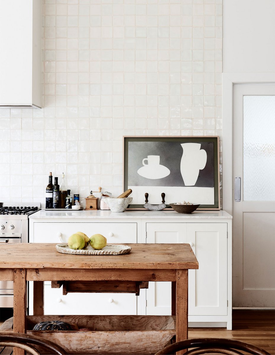 deVOLKitchens's tweet photo. It's so exciting to see our deVOL kitchens pop up in places all over the world... and this Australian home is especially dreamy!!
Tap to read the article by @thedesignfiles and see all of this stunning home - https://t.co/WCmQSEKbw3 #AustralianKitchen https://t.co/NjuPJPJYgB