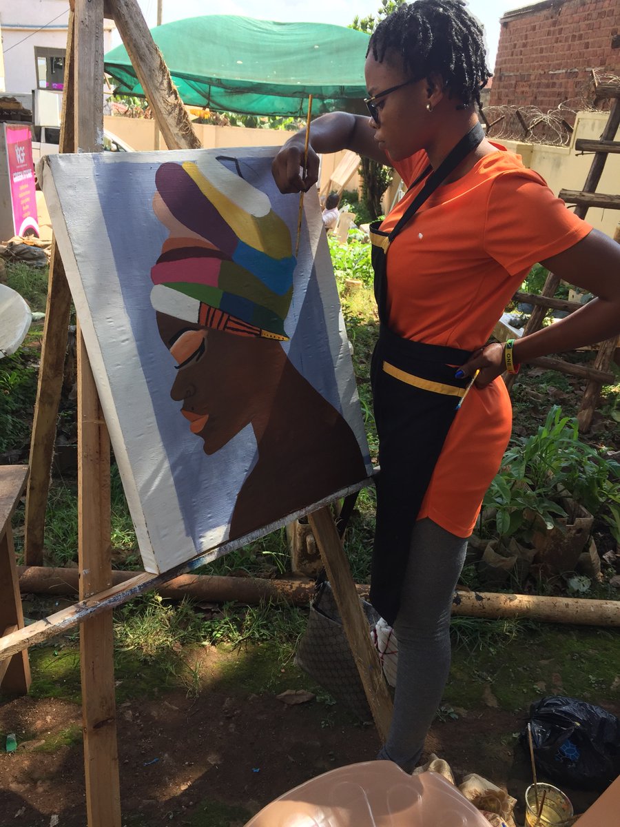 Art training|The creatives|Sisters on the Front line| Artists not Refugees|Active cotizenship|Handonskills|youthsentreprenuership|Inovators|Artofficial|Bondeko centre|
#Bondekocenter #zanielvis #Selfreliantrefugees #solutions #Jobcreation