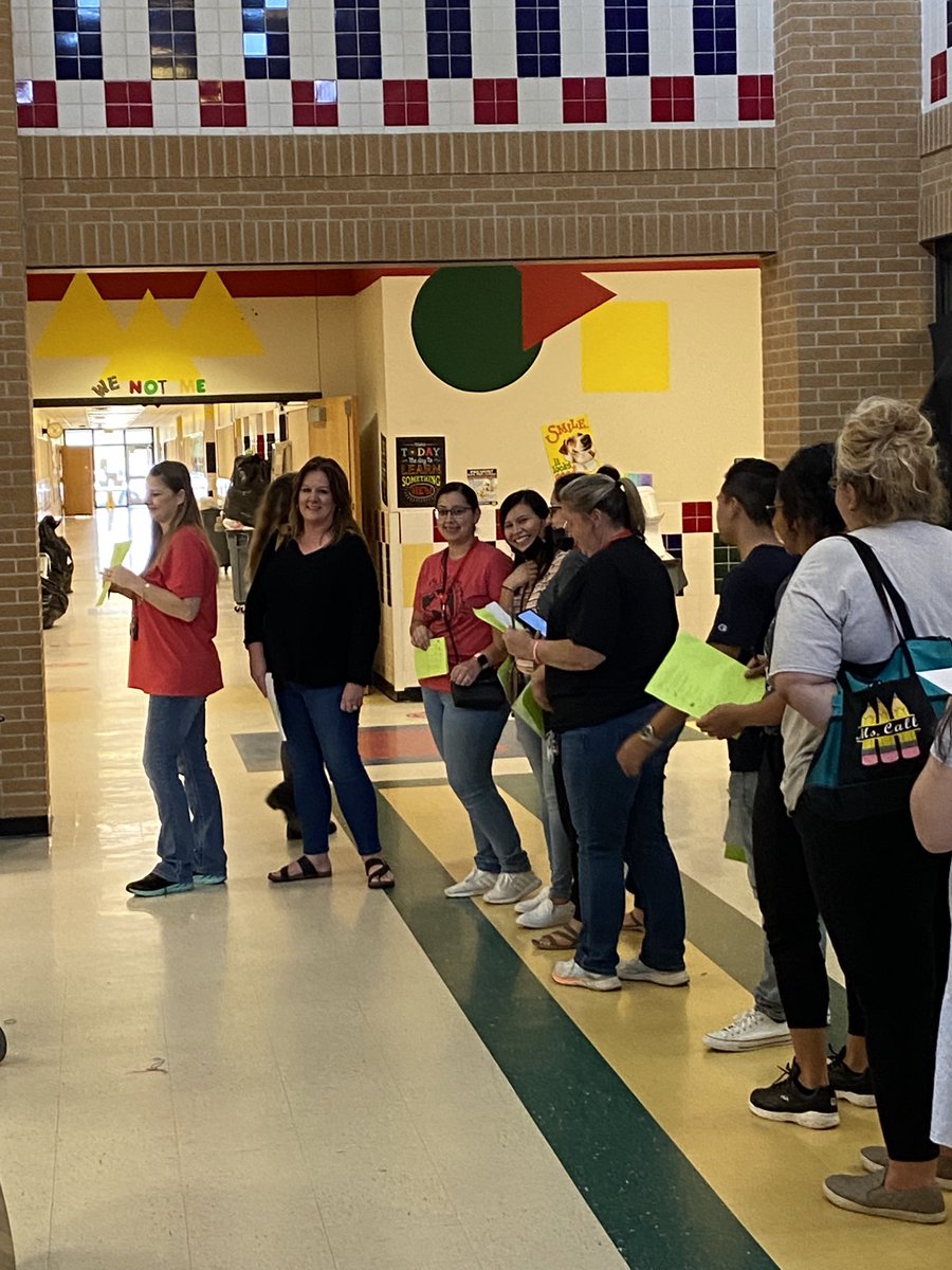Teachers are ready to check the final box during “check-out” at Southside Elementary.   I hope all of teachers have a great summer!!!😎