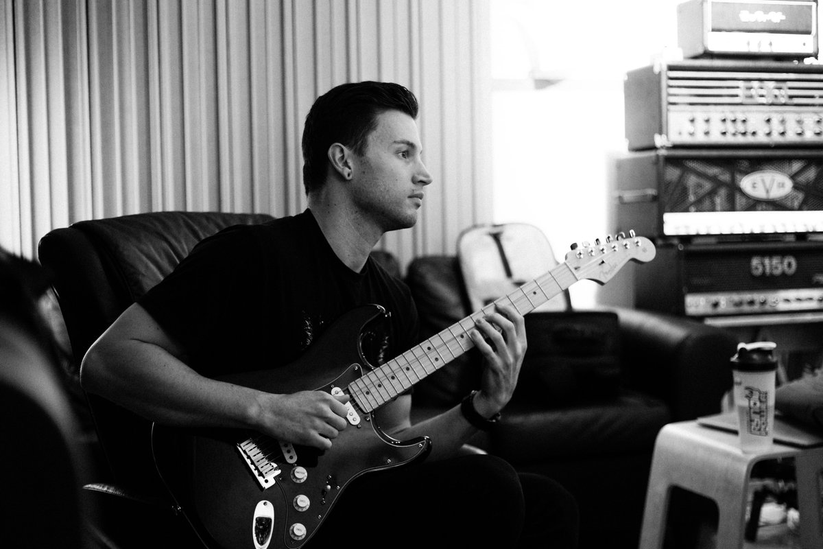 Lucas Englund tweet media