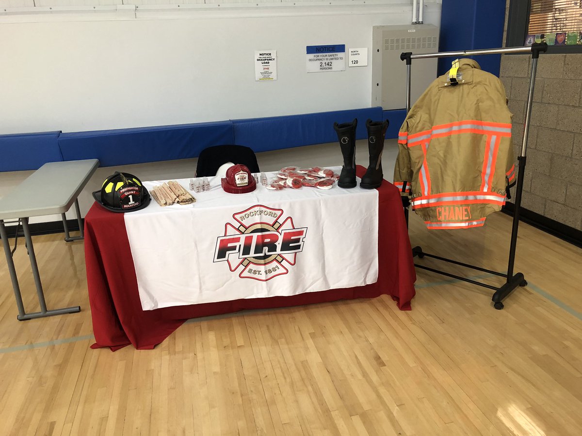 RockfordFire's tweet photo. Be sure to stop and see us tonight at the @rpdfun #SportsFactory Rockford Spring Basketball League! https://t.co/LkZ8d1XZqH