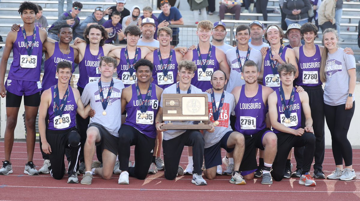 STATE CHAMPIONS! The Louisburg boys track and field team racked up 77.5 points and held off Andale to win the school’s second track title. Congrats to all the athletes and coaches on what was an historic ending!