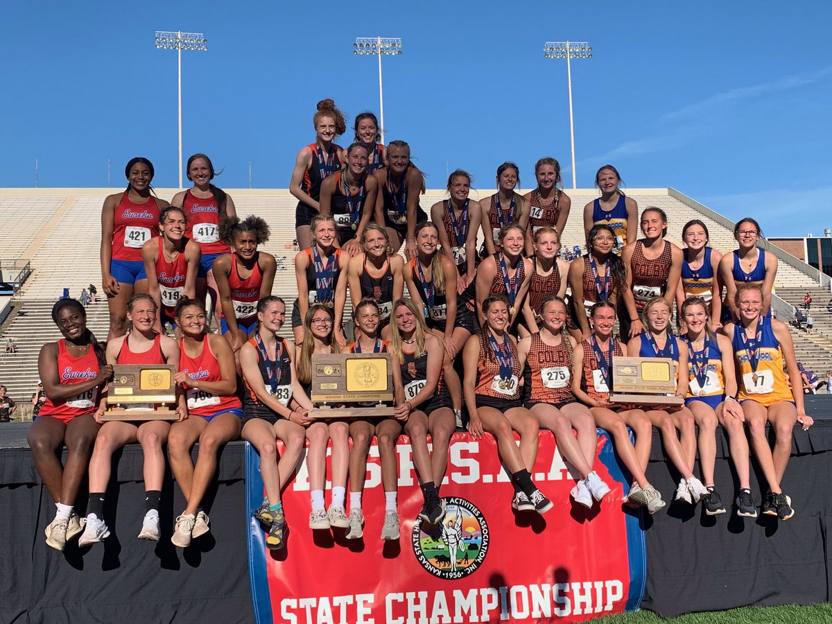 GJsuppes's tweet photo. State Champs!!  What an amazing group of kids and coaches!  Smoky Valley Proud! https://t.co/IrbAgDdQQS