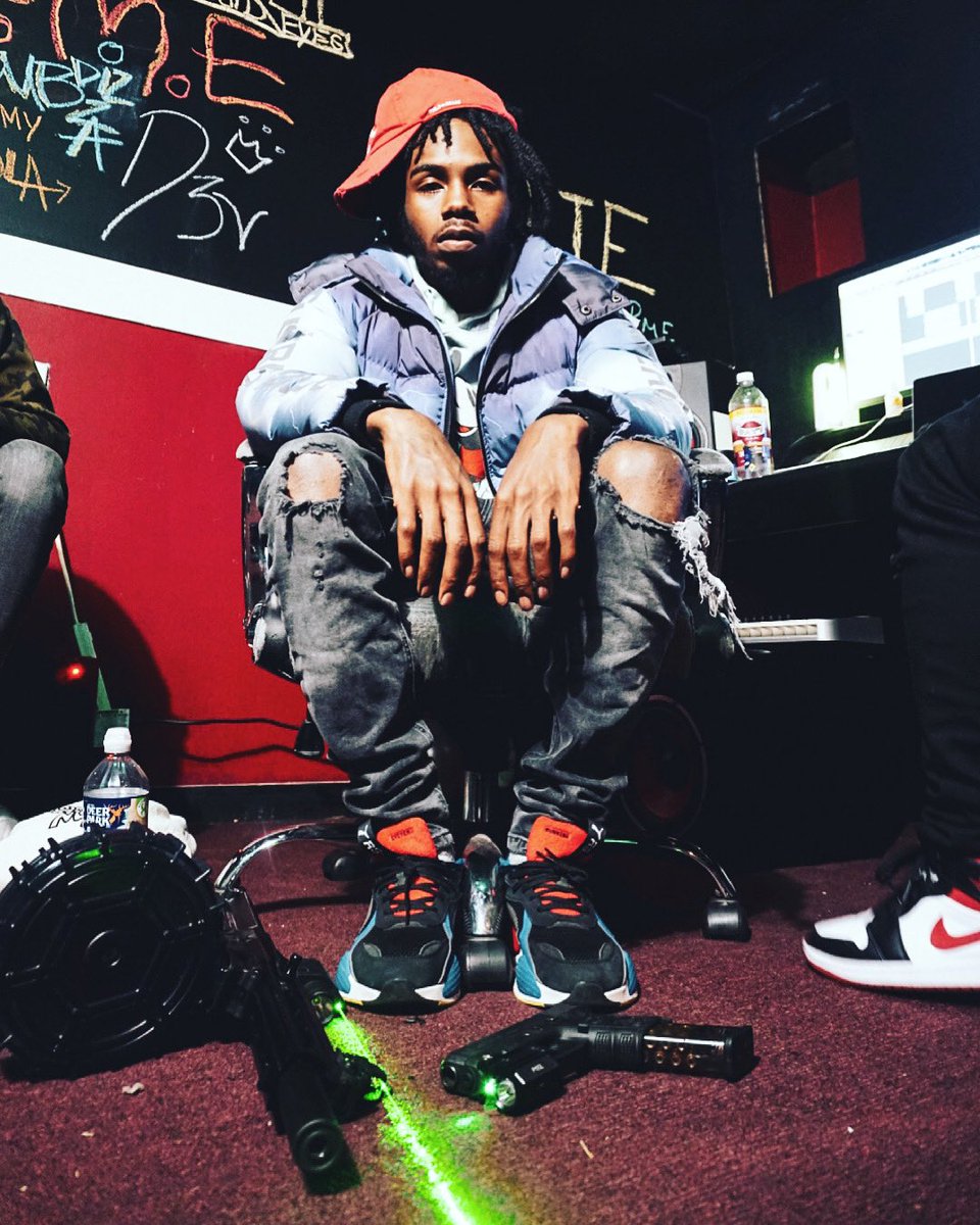 I Was in the streets when you niggas was on porches - ŸF PESO #YDL