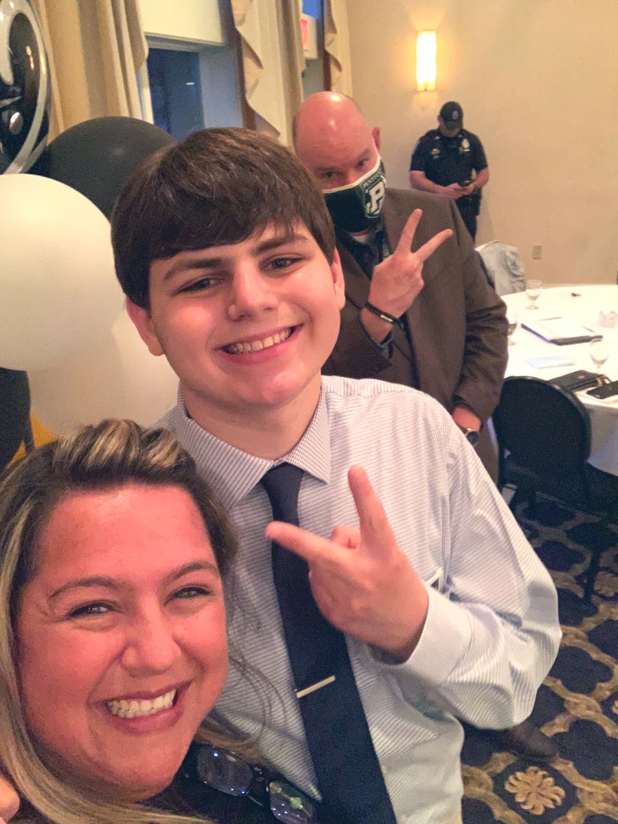 CounselingPRMHS's tweet photo. Celebrating with @Pentucket_2021 at Senior Night! https://t.co/3N1CRQGfT0
