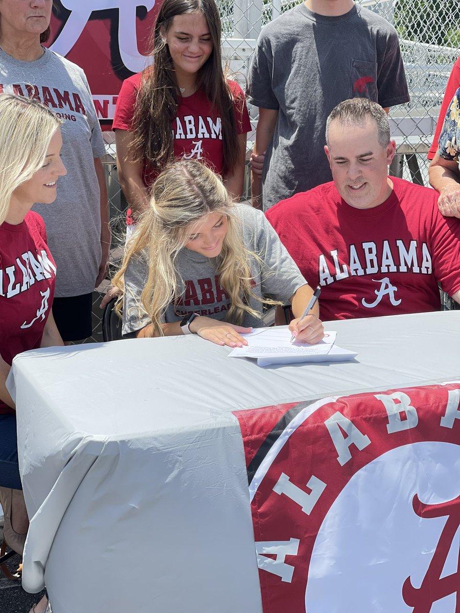Couldn’t be more proud of Rylie, her contribution to our Pine Lake Cheer Program and her commitment to ALABAMA! ❤️🖤❤️🖤