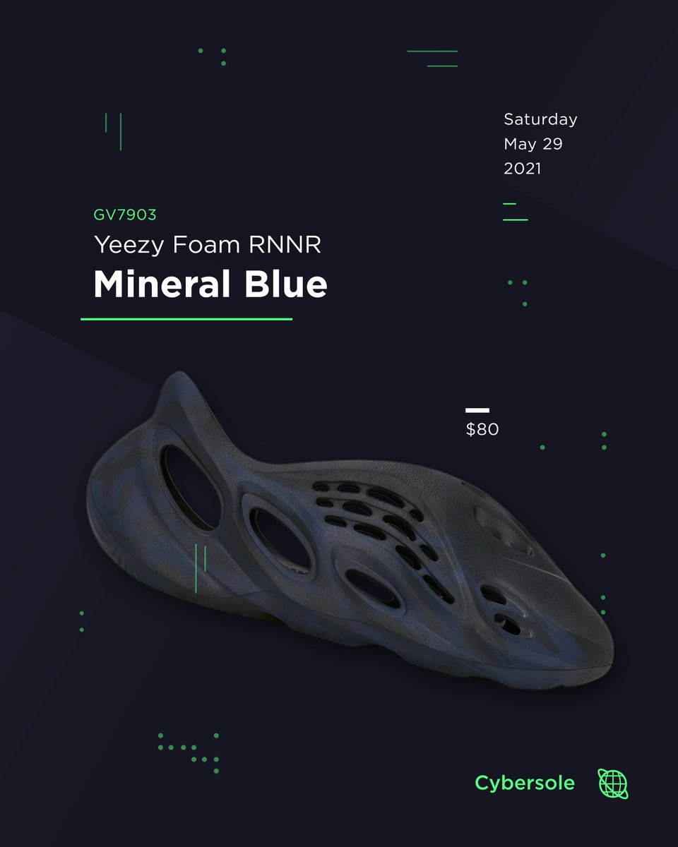 yeezy foam runner socks