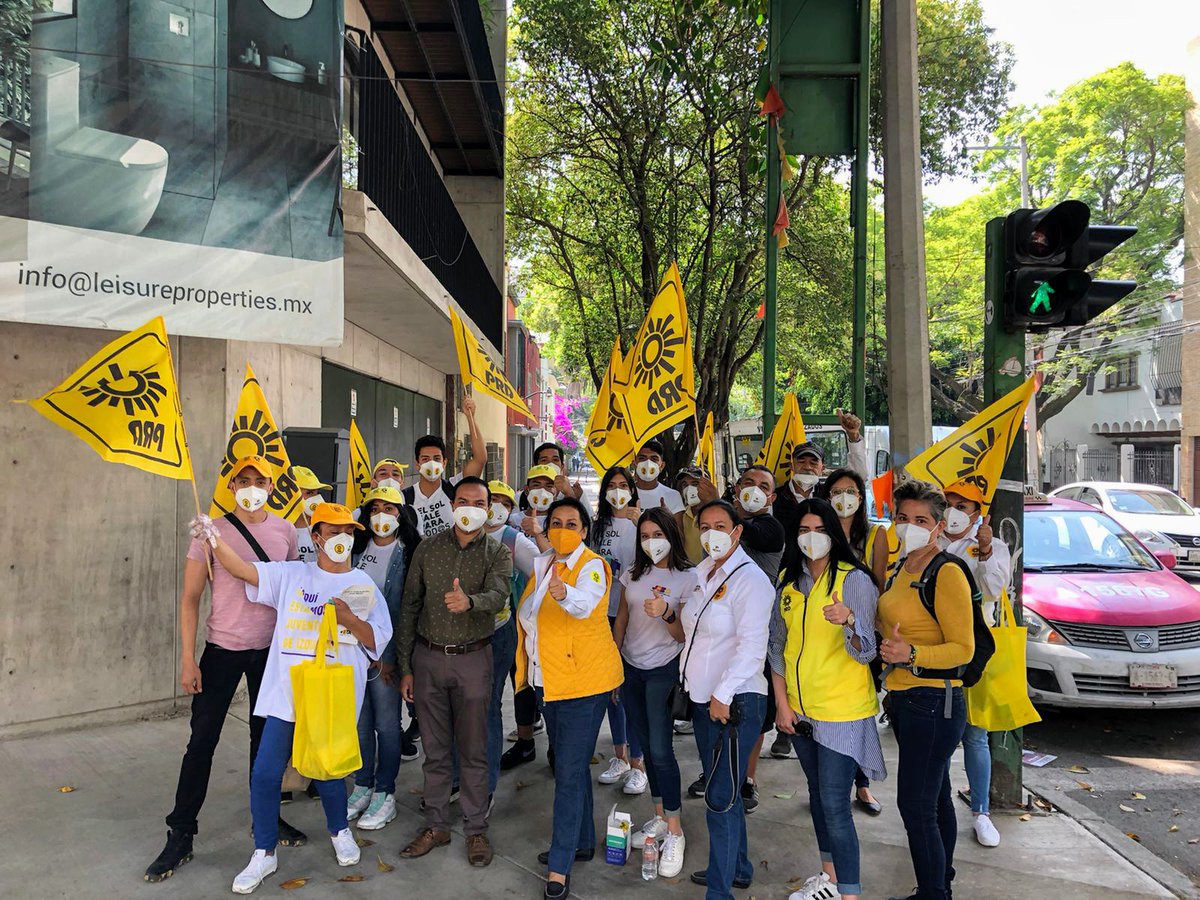 prdbjcdmx's tweet image. ¡En #BenitoJuárez está brillando un nuevo SOL con @adrianacPRDBJ y @paulinacPRD! 😎✌🏼
#PoderPRD #VotaPRD