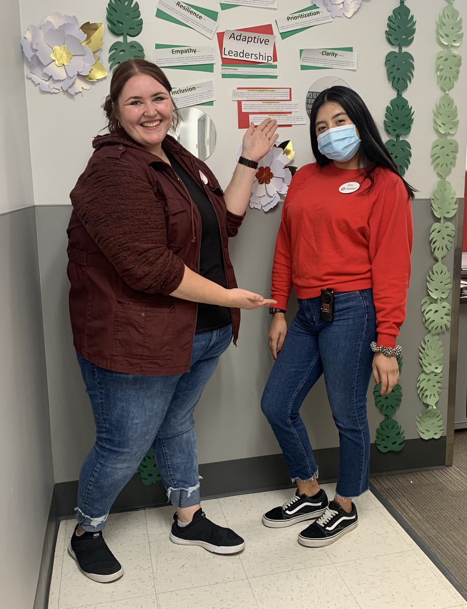 Started as a Team Member, now we’re here 🙌🏼 
@Mariaa0870, I can’t wait to see how you elevate your team and crush all of your goals as Style TL for T-0870!! 
#CareGrowWinTogether <a href="/servi_nina/">Nina Recupito</a> @T1286V @ErinHostinsky <a href="/veramay11/">April Bengert</a> <a href="/b_1286/">b</a> @hasty_sarah28 @jessicavv1286