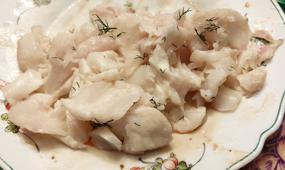sdraperi's tweet photo. A table !
Ce soir avec le poisson du vendredi c'est le test de la bière des montagnes #lecretindesalpes
Pas mal du tout !!!
#surmatable https://t.co/WPnG3y4j8A
