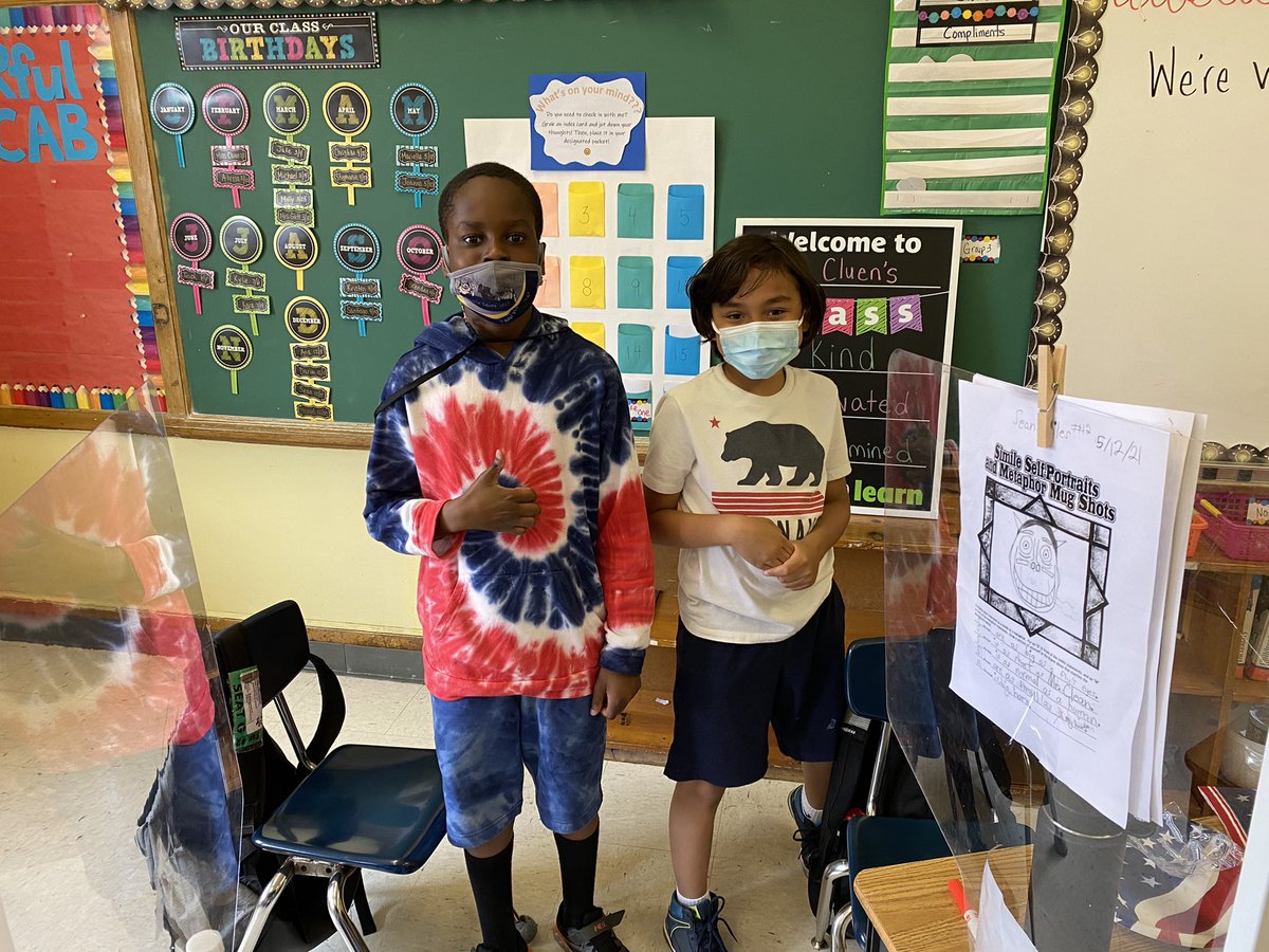 MissCluen's tweet photo. Red, White and Blue Day at WSS! It was so nice to celebrate with some special treats and crafts, after a very unique school year! Happy Memorial Day! 🇺🇸 @wsselementary @OFFICIALFSUFSD https://t.co/WE2HZmkTXq