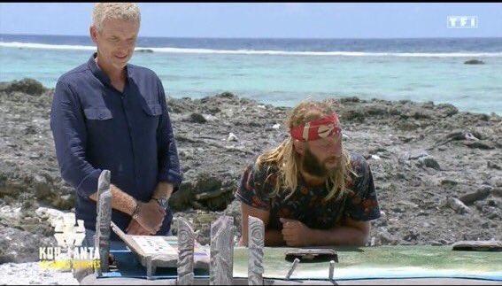 ImardJeremy's tweet photo. -Arnaud que faite vous ?  
-J’attends le mérite de Maxine! #KohLanta https://t.co/3ALnqDeGE0