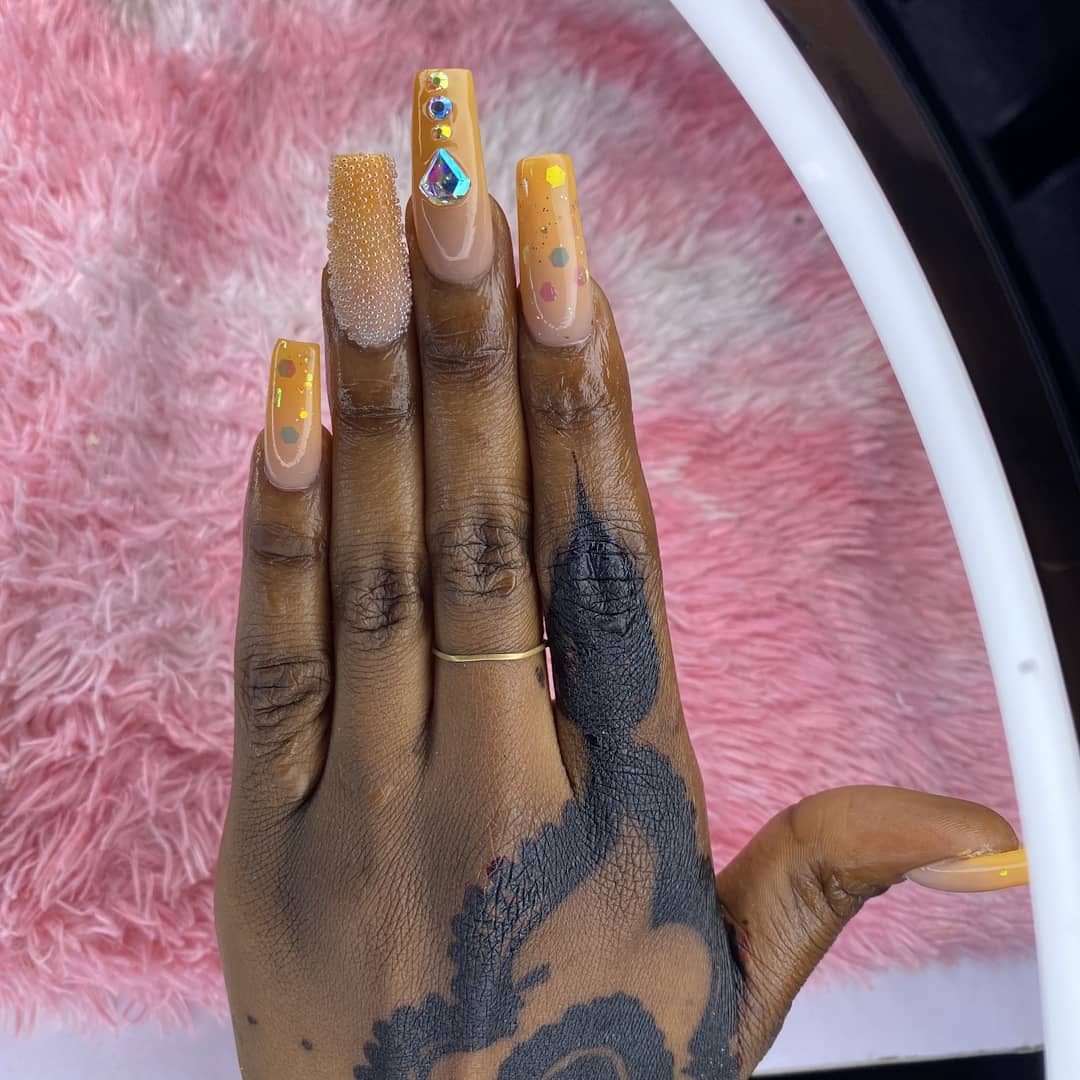 DGPnailssalon's tweet photo. Ombre acrylic with sugar stones 🥰🥰 https://t.co/Nia2UD4Eaj