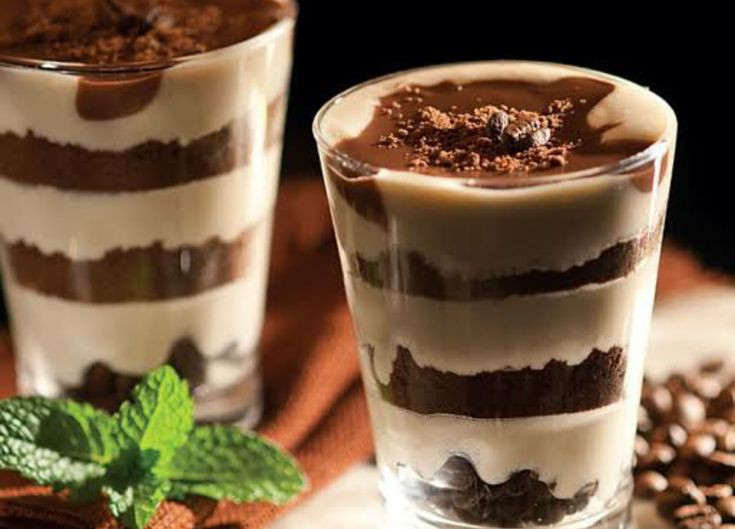 Alwayss_Sweet's tweet photo. @blueskyx2008 Ay¡ que ricura 🎩𝒫𝓇𝒾𝓃𝒸𝒾𝓅𝒾𝓉𝑜™👑 Gracias 💕 dulcisima tarde ❤🍈 que siga muy #Swëet ☕🧊 a pesar del calorcito ☀️🔥🌡😊😉 ...besitos peshosho 💕💋

 #CoffeIce ☕🧊🍃😋 https://t.co/KVHLsxzNRr