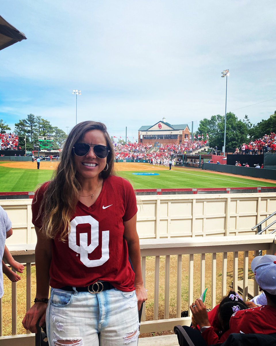 laniricketts10's tweet photo. No place like oklaHOMEa #Boomer ☝️ https://t.co/RD3cL48WMB