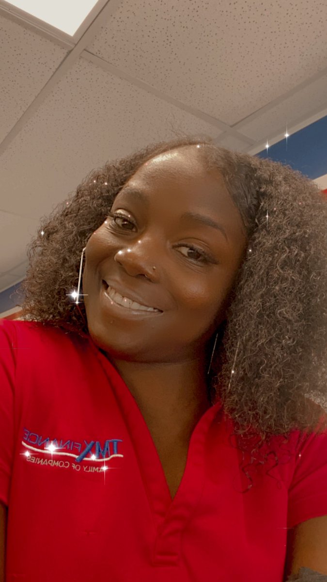 EliseGillison's tweet photo. Wearing red all week in support of our military💪🏾💪🏾💪🏾I Love Red❤️❤️❤️ #Region3Red https://t.co/d5JNT0vHQE
