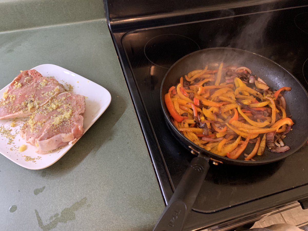 Circa 2013 I learned a Gordon Ramsay pork and peppers dish which quickly became my then girlfriend, now wife’s favorite. Over the years this dish has somehow become synonymous with Friday night. So, welcome to the weekend, it’s pork and peppers day! https://t.co/7umSvuHu0F