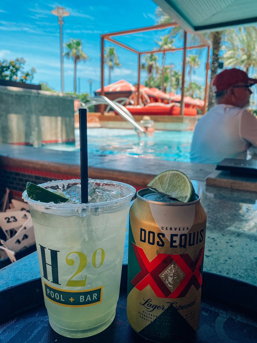 Happy Friday! #FridayFeeling #FridayVibes