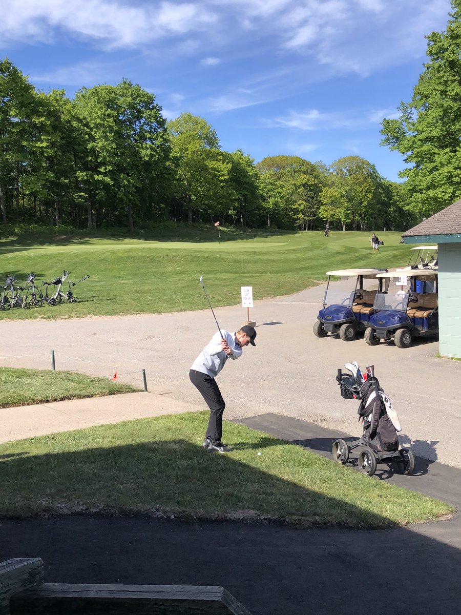 NorthBayGCC's tweet photo. Day 7 of 100 Days of tweets and even though the clubhouse is not open Jacob Udeschini paid us a quick visit today! https://t.co/WktYXLQOLn