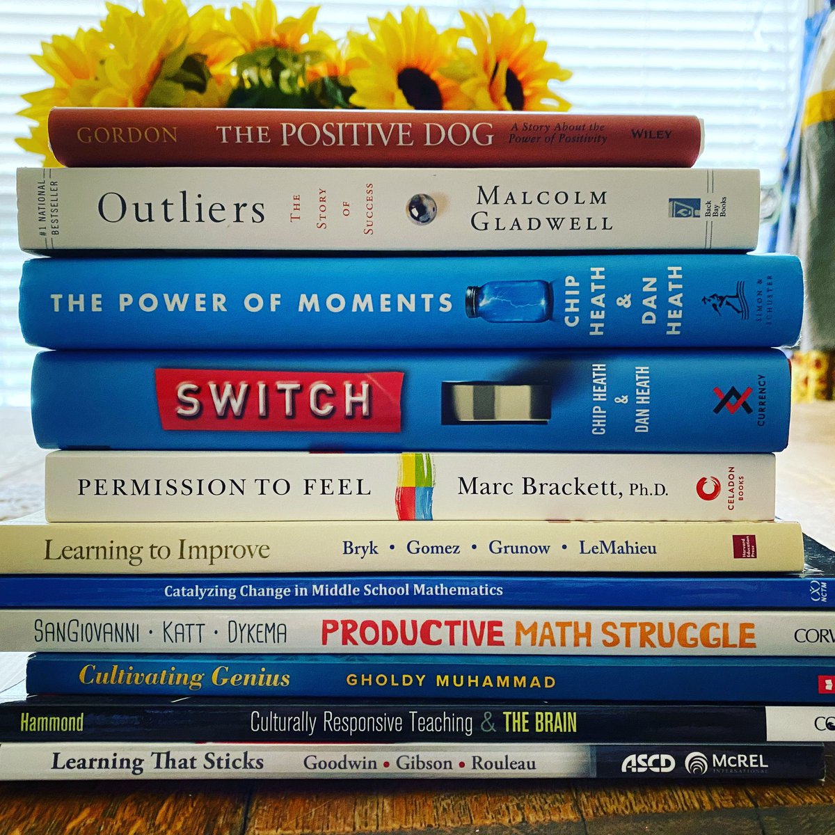 mjharada5's tweet photo. Thatβs a wrap on the 2020-21 school year-that lasted 4527 days. Since school is out that means itβs time for my summer reading list-some new with some that I want to reread. No time like the present to get started! #lifelonglearner #personalprofessionaldevelopment #summerreading https://t.co/C2RfiSNdwr