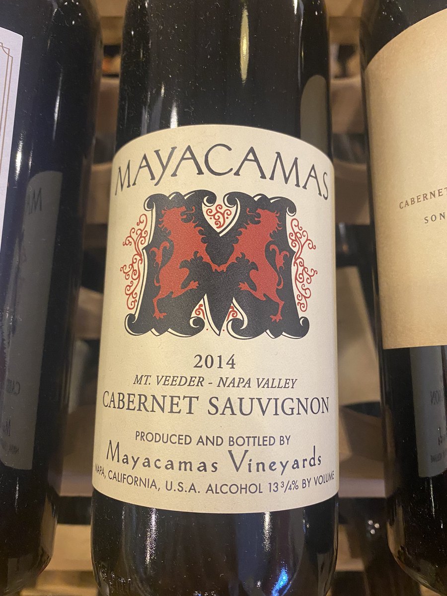 OCGreekGrl's tweet photo. I couldn’t resist 🤦🏻♀️ #WineProblems @mayacamaswine
This spot has an incredible selection from all of the world. I’ll be back for sure!
#WineVibes ✨ #NapaValley #CabernetAllDay 🍷 https://t.co/an7qyX9OfL