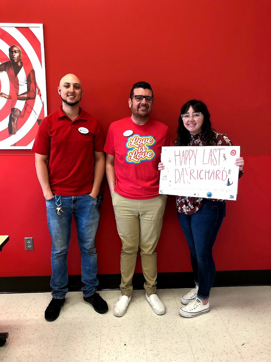 My BFF got promoted to ETL-Speciality Sales! I am so excited for you in your new role at Edgewater! Let's goooooo!! 
#Target #catsign4eva #wearetarget <a href="/DerrickRivasTGT/">Derrick Rivas</a> <a href="/RichardMed12/">Richard Medina</a>