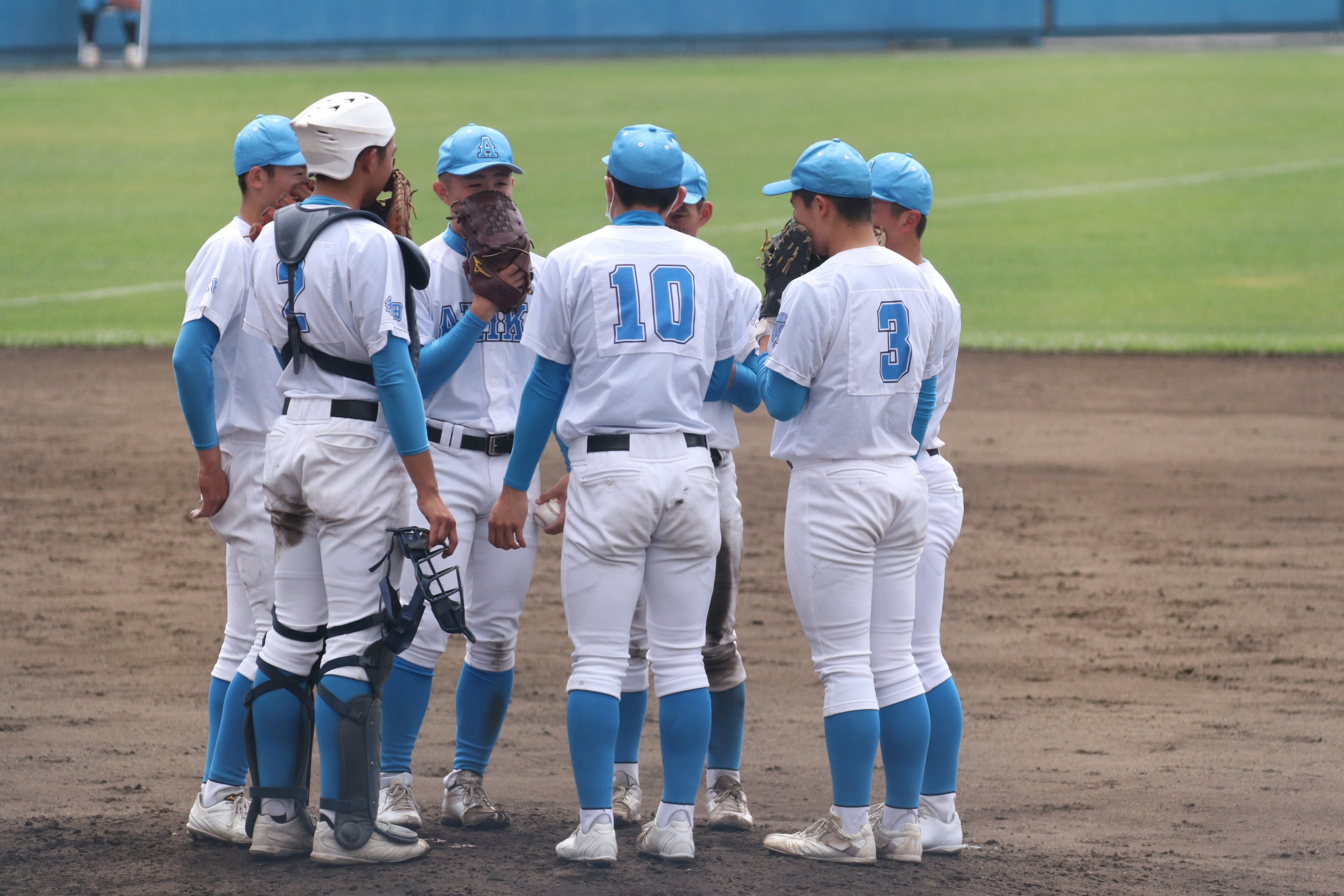 酒田南高校野球部遠征用ジャージ 酒田南高校野球部遠征用ジャージ