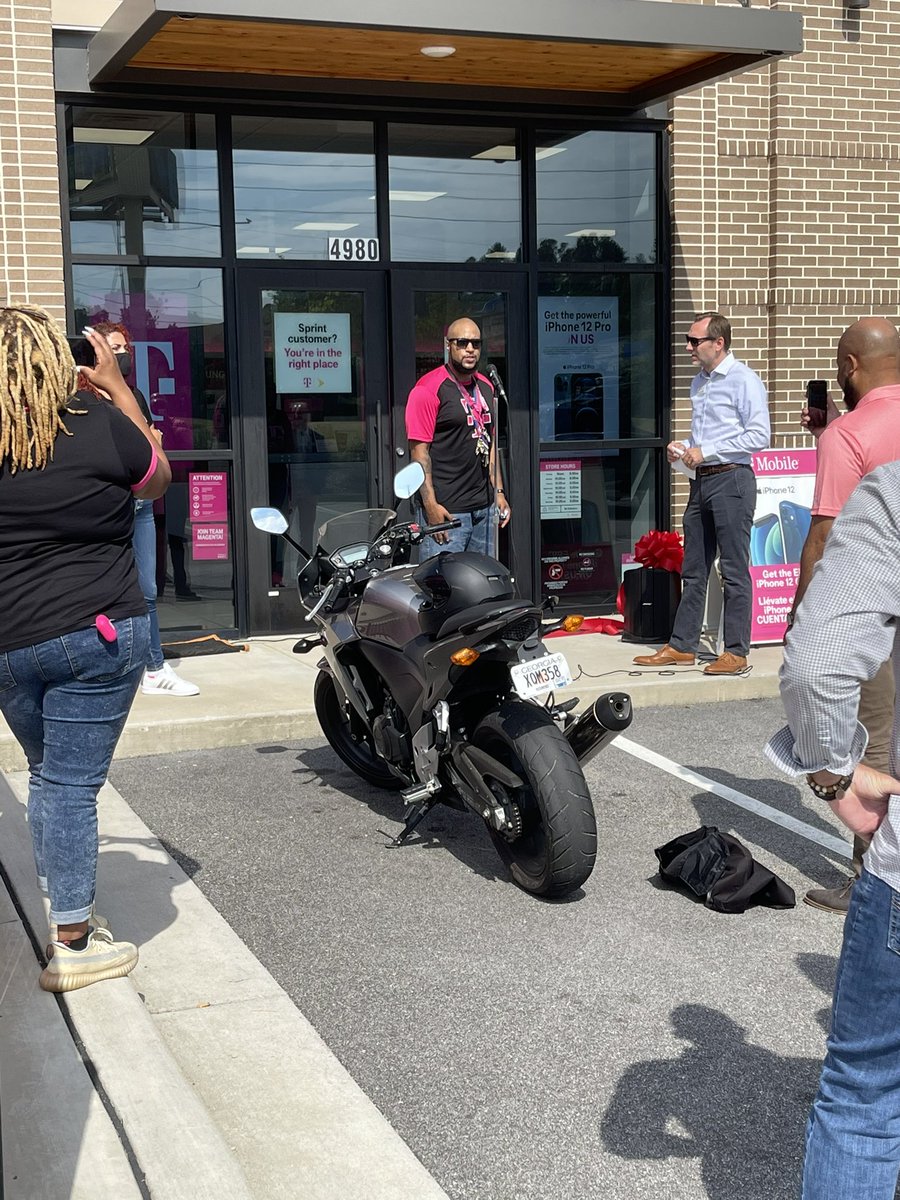 DeNishatmo's tweet photo. Grand opening in Grovetown, Ga https://t.co/8jdxjw5jLp