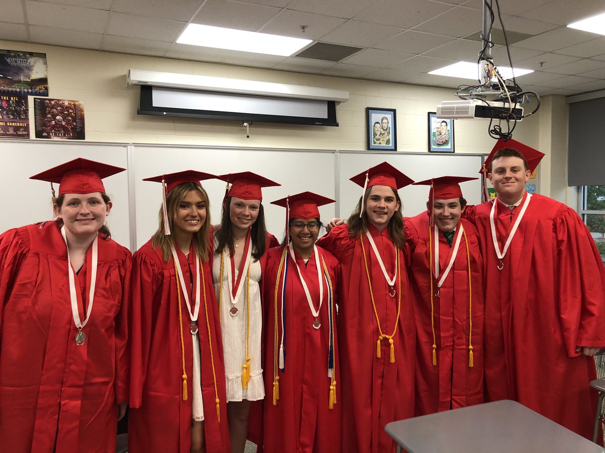 IHSchools's tweet image. Braves! It’s out to happen! Let’s go, Class of 2021! #IHPromise