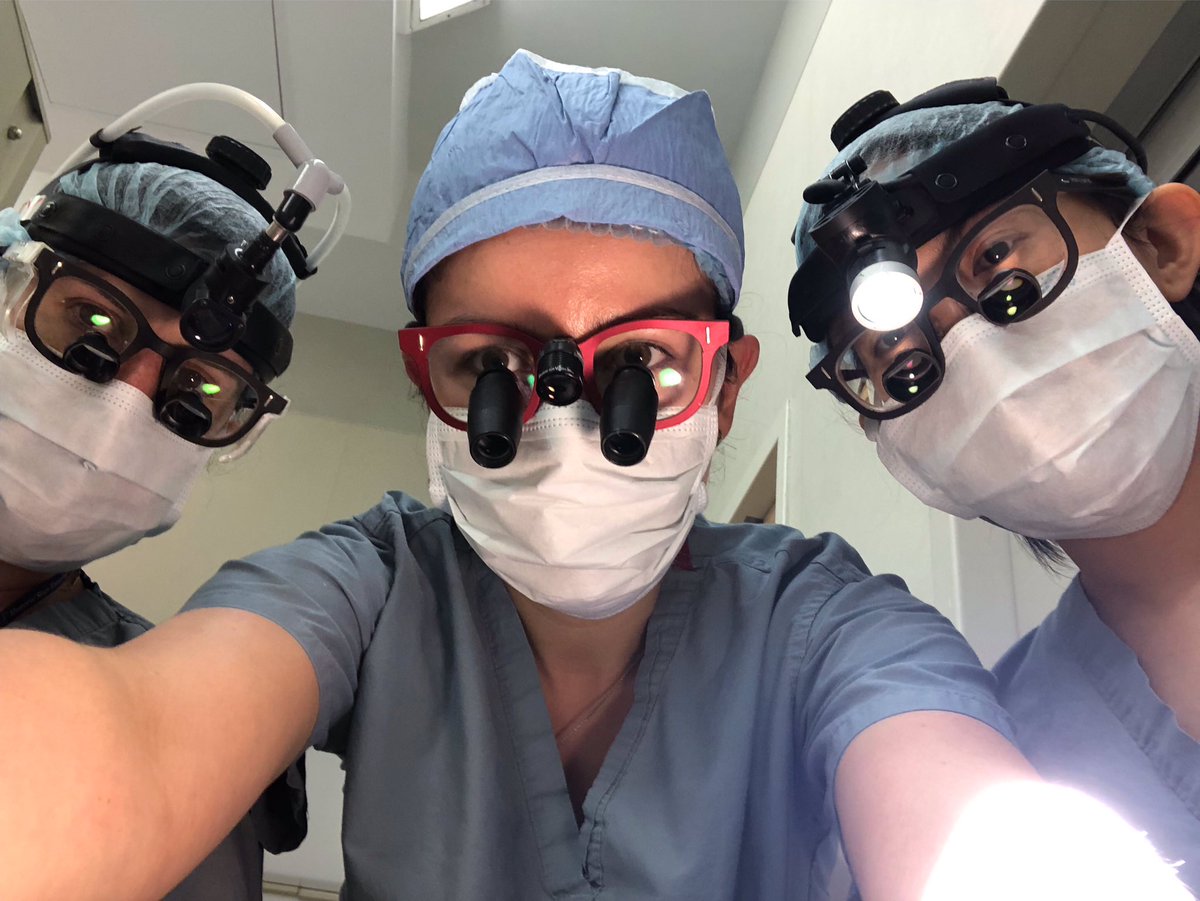 UMassNeuroSurg's tweet photo. The future is bright! Women in Neurosurgery. Dr. Crisman, Dr. Daci and Dr. Say. #womeninneurosurgery #umassneurosurgery #residentlife #fridayatwork https://t.co/3Dqec1ECpX