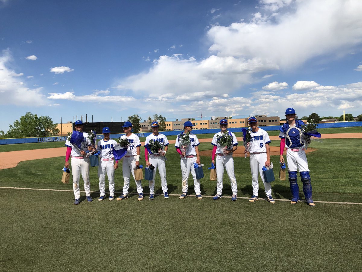 HRHSAthletic's tweet image. Congrats to our SENIORS!!! Thank you ⁦@hrhsbaseball⁩ and all we do! #muchLove #AllInRanch #212Degrees