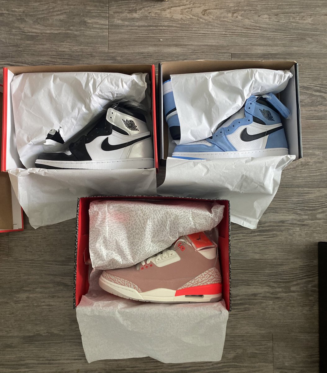 whitneyyjanae's tweet photo. mail call!!👟👟👟 @snkr_twitr 
all men’s 8.5/women’s 10 for sale
#universityblue #rustpink #silvertoe #jordan1 #jordan3 https://t.co/Z1Iu4BvC3C
